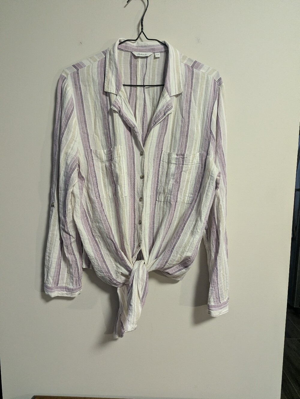 Reitmans Women's M Purple Stripe Button Down Linen Blend Tie Front Shirt. GUC.
